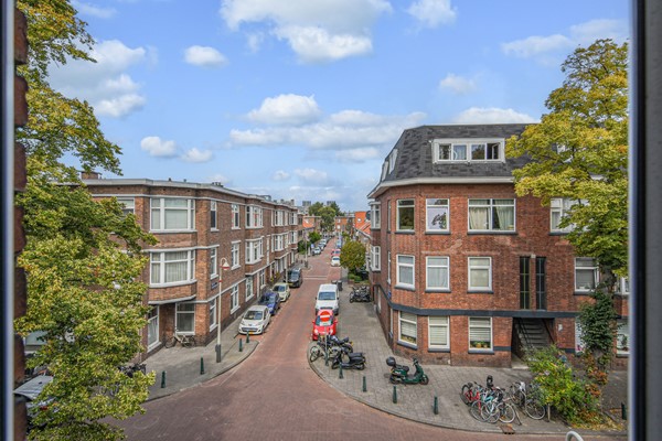 Medium property photo - Linnaeusstraat 66A, 2522 GT Den Haag